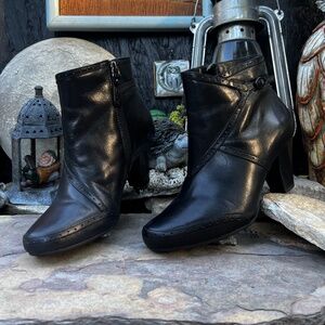 Clarks Leather Zipper Faux Buckle Heeled Ankle Boots